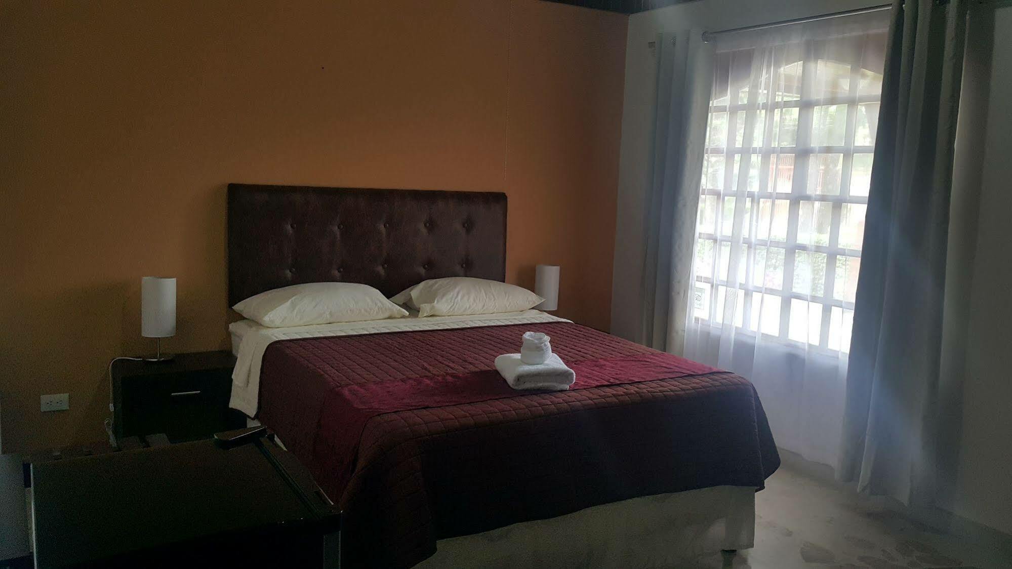 Hotel Portal Colonial San José Esterno foto